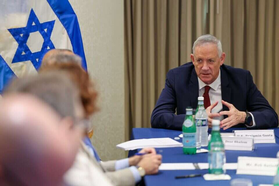 שר הביטחון בני גנץ בתדרוך לראשי מכוני מחקר בוושינגטון , יוסי מאי, משרד הביטחון
