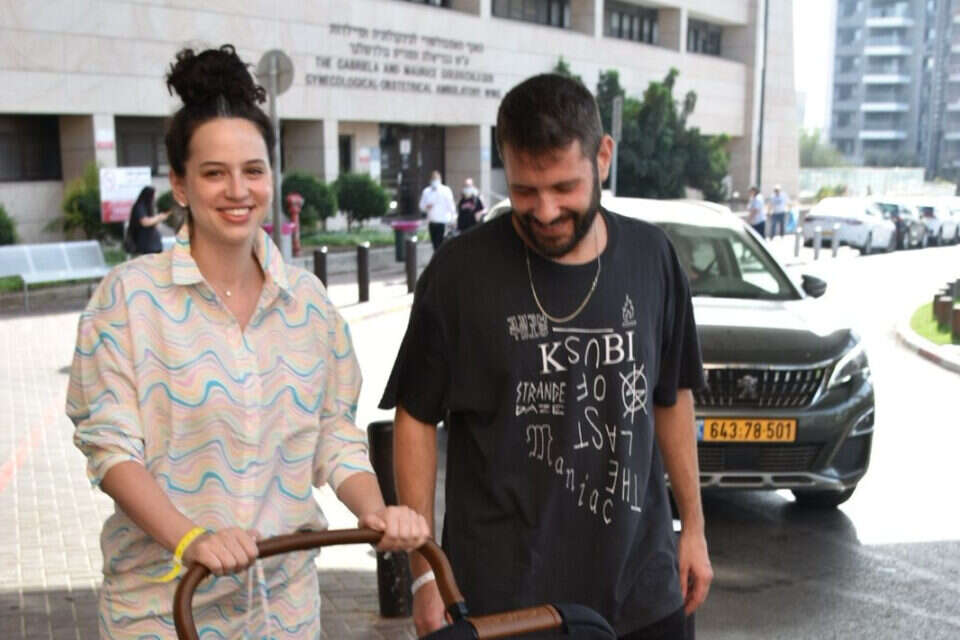 קורין גדעון ובעלה , צ'ינו