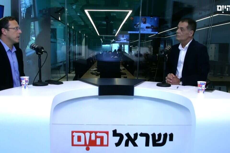 ח"כ משה קינלי טור-פז בראיון ליוסי הדר , אולפן "ישראל היום"