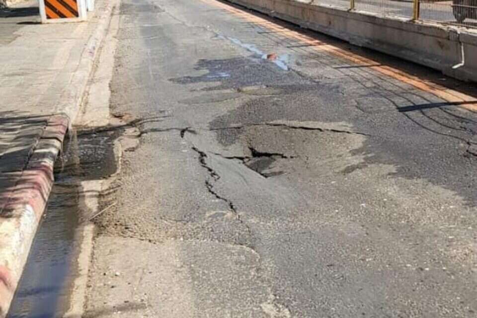 סכנת בולען בדרך ההגנה בתל אביב ,