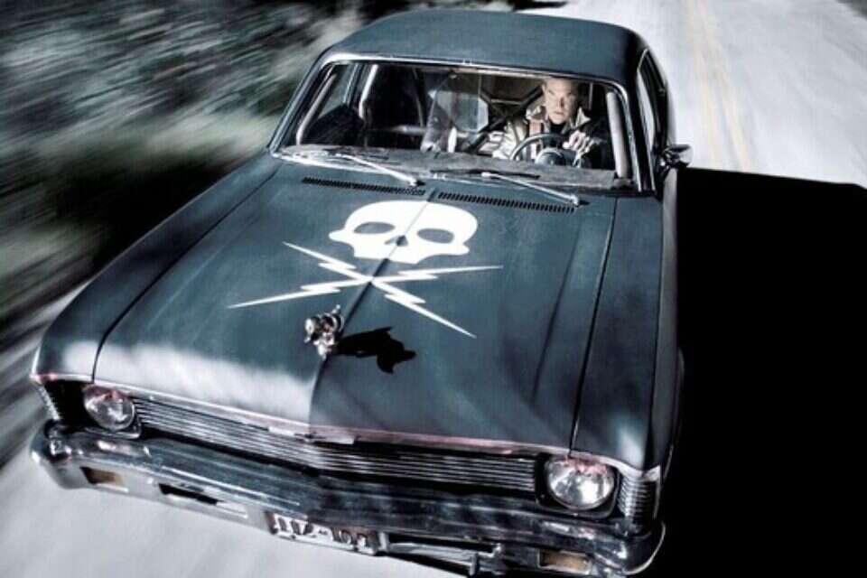 חסין מוות , 