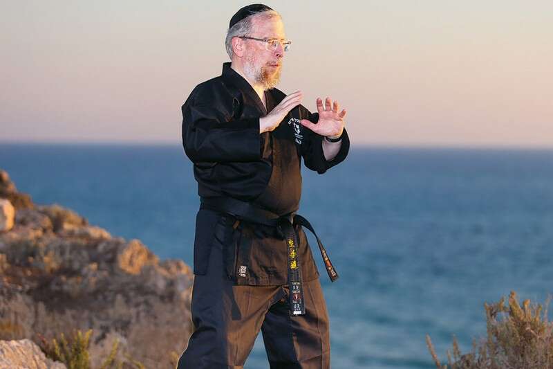 מלמד להתמודד עם הפחד, הכאב והקשיים, הרב גולדברג