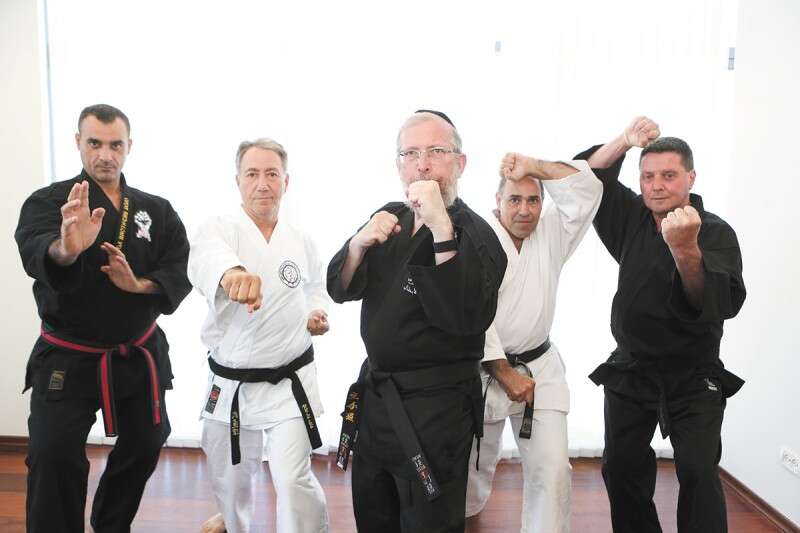 חגורה שחורה ואמונה אדירה, הרב גולדברג