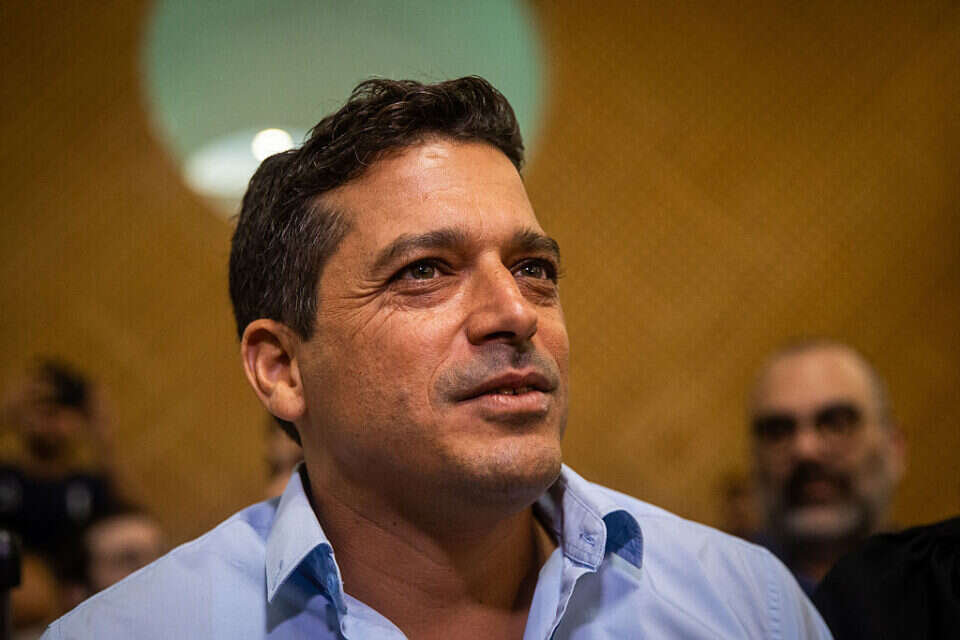 עמיחי שיקלי , אורן בן חקון