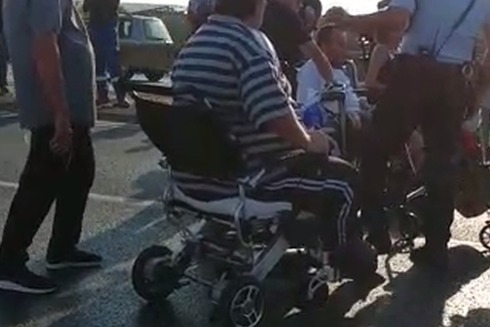 הפגנת הנכים בכביש 4 // צילום: מטה המאבק // הפגנת הנכים בכביש 4 // צילום: מטה המאבק ,