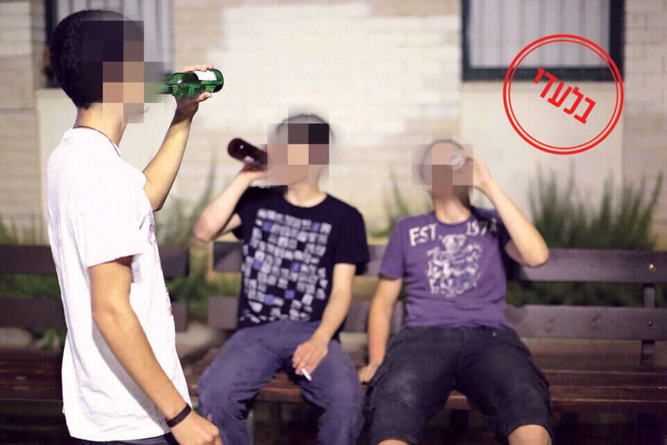 "הנוער מתחיל בשתייה, ונגרר לוונדליזם" // צילום אילוסטרציה: יהושע יוסף // "הנוער מתחיל בשתייה, ונגרר לוונדליזם" // צילום אילוסטרציה: יהושע יוסף ,