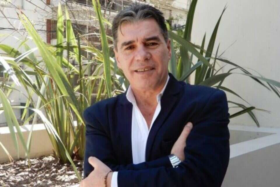 "אתה יכול לדמיין באיזו סוכנות ביון מדובר". חיה  , 