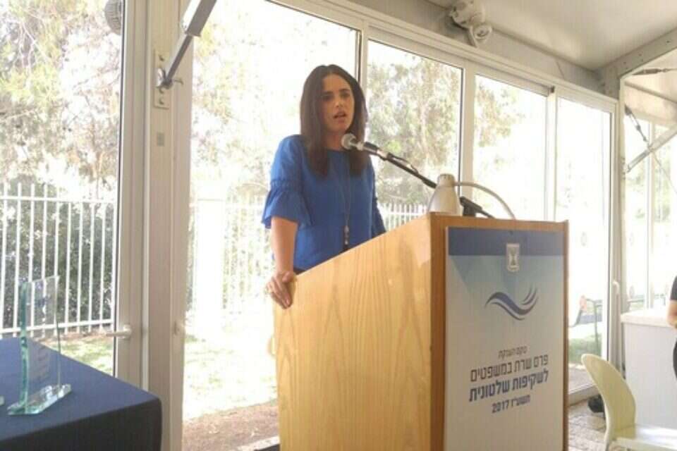 השרה שקד נואמת במהלך הכנס // צילום: לשכת שרת המשפטים // השרה שקד נואמת במהלך הכנס // צילום: לשכת שרת המשפטים ,