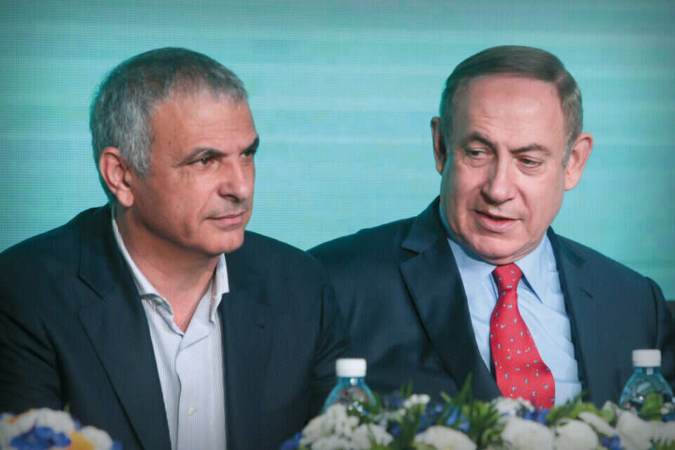 המחלוקות לא יפרקו את הקואליציה בעתיד הנראה לעין. נתניהו וכחלון // צילום: אורן בן חקון // המחלוקות לא יפרקו את הקואליציה בעתיד הנראה לעין. נתניהו וכחלון ,