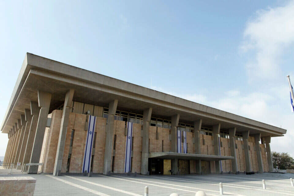 בניין הכנסת. הח"כים יחזרו ב־8 במאי // צילום: ליאור מזרחי // בניין הכנסת. הח"כים יחזרו ב־8 במאי // צילום: ליאור מזרחי ,