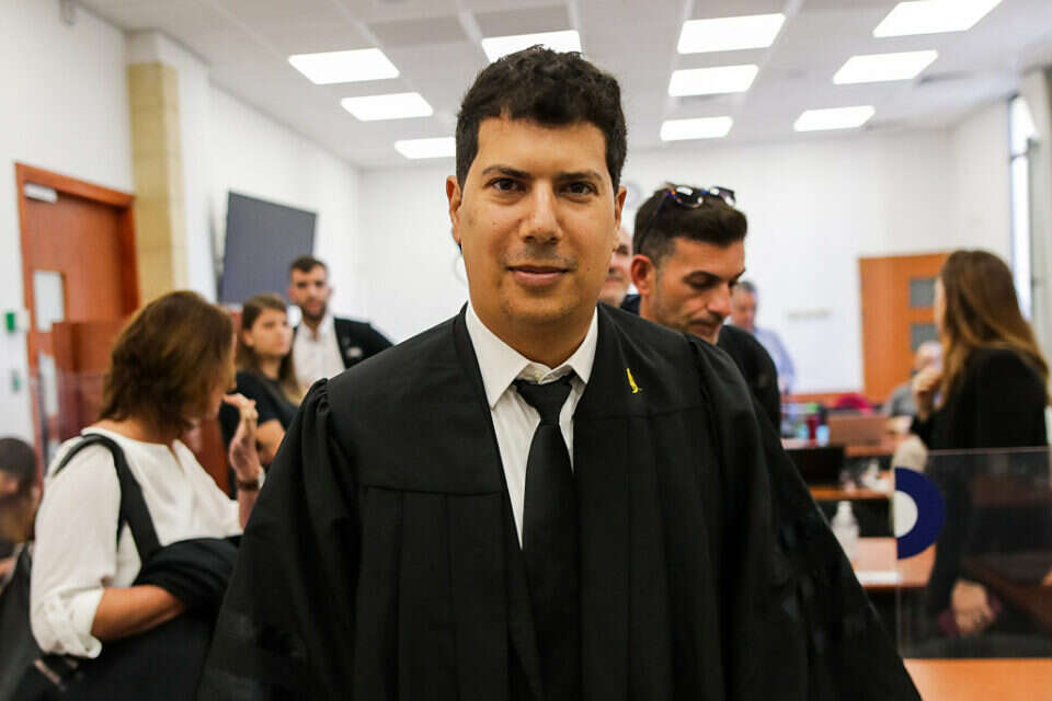 עו"ד עמית חדד , אורן בן חקון