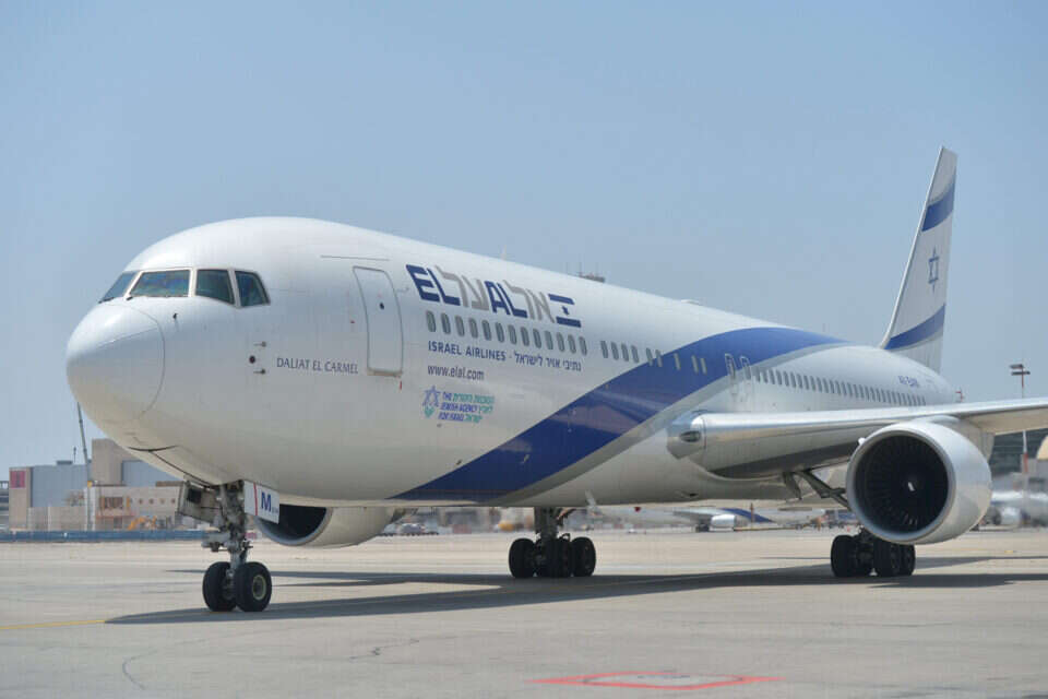 מטוס חברת אל על , יוסי זליגר