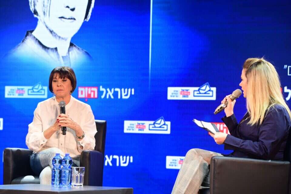 זהבה גלאון בוועידת "ישראל היום"