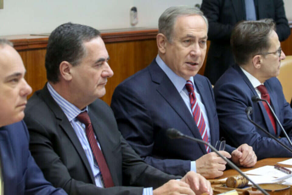 שרי הקבינט בישיבת ממשלה // צילום: מרק ישראל סאלם // שרי הקבינט בישיבת ממשלה // צילום: מרק ישראל סאלם ,