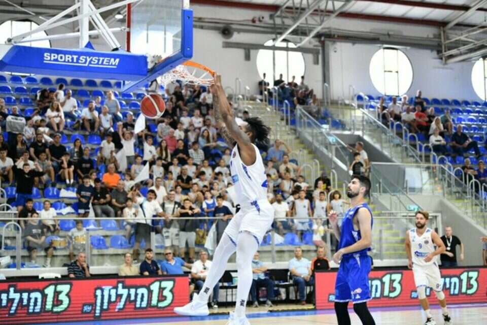 ניצחון בכורה לרחובות , הליגה הלאומית