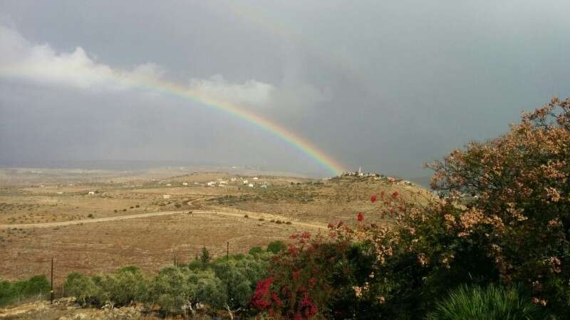 קשת בענן במושב סלעית // צילום: אורה נשיא