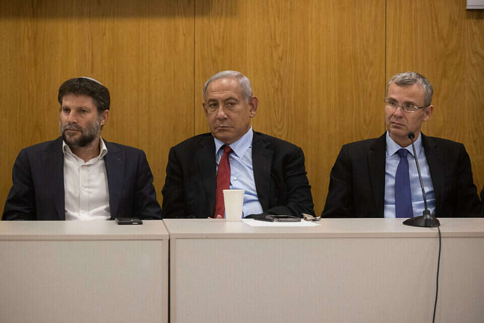 נתניהו יחד עם סמוטריץ' ויריב לוין (ארכיון)