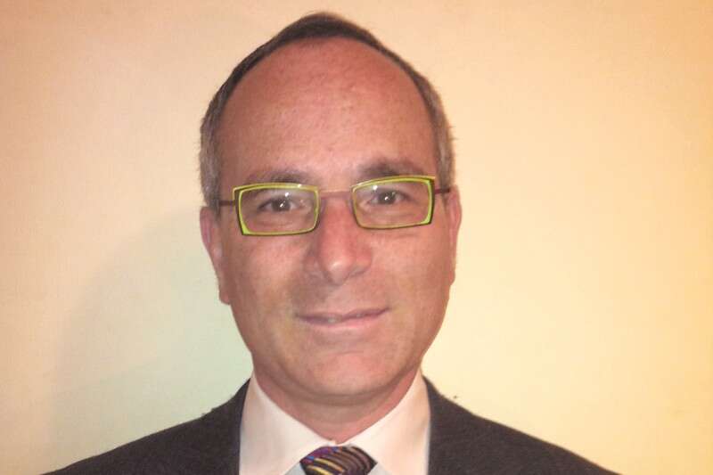 "גם תינוק בריא עלול לפלוט פליטות קטנות". ד"ר צחי גרוסמן