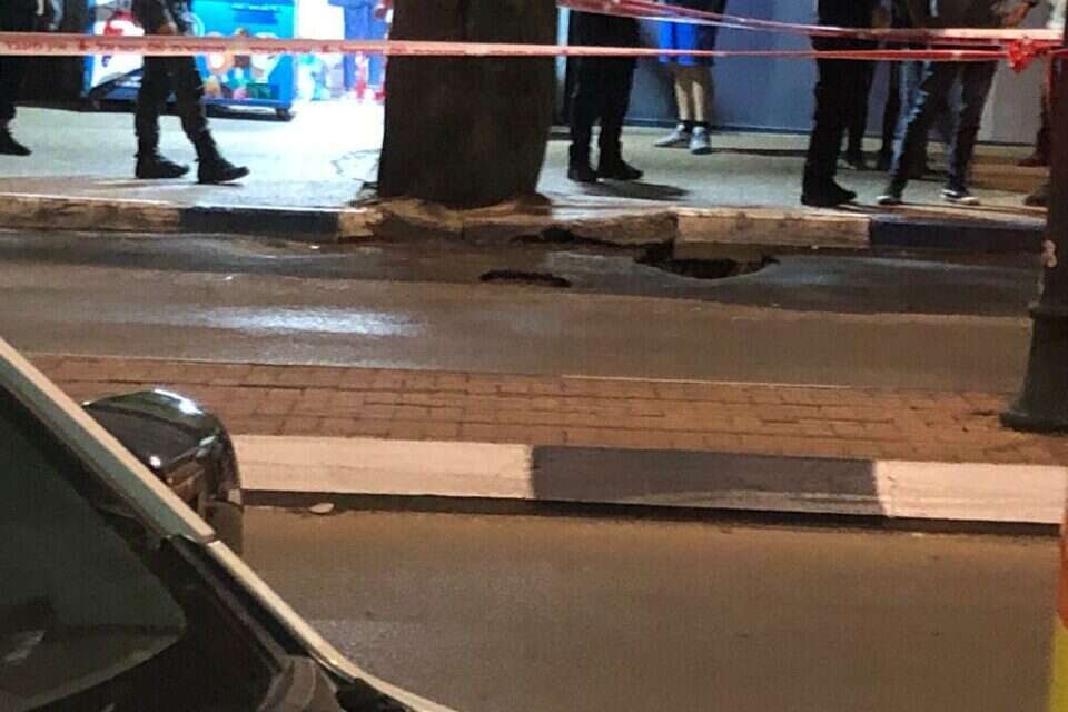 הבור שנפער ברעננה , מאיה חביב