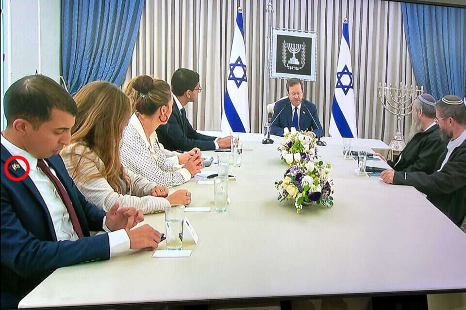 דובר הנשיא והסיכה