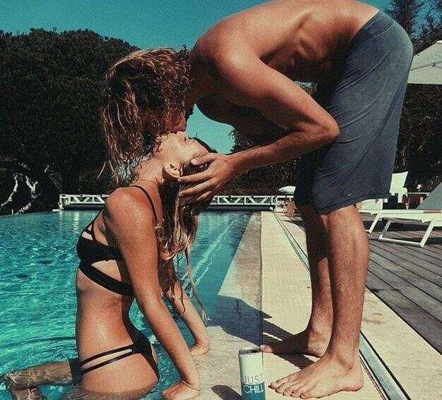 מקדם פופולריות רציני, החבר ג'יי אלוורז // צילום: אינסטגרם