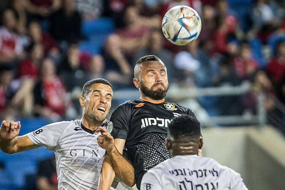 משחק משמים בנתניה , עודד קרני