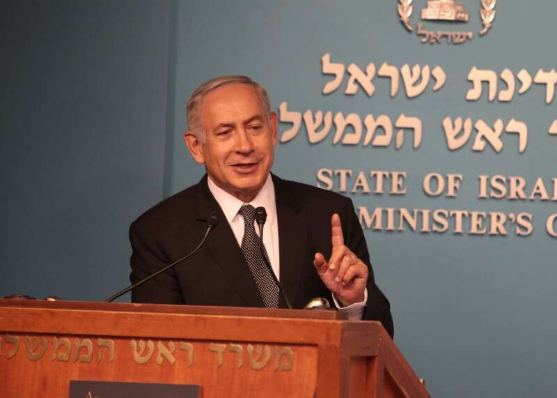 בנימין נתניהו, "אני מצדיע לכם" // צילום: אורן בן חקון