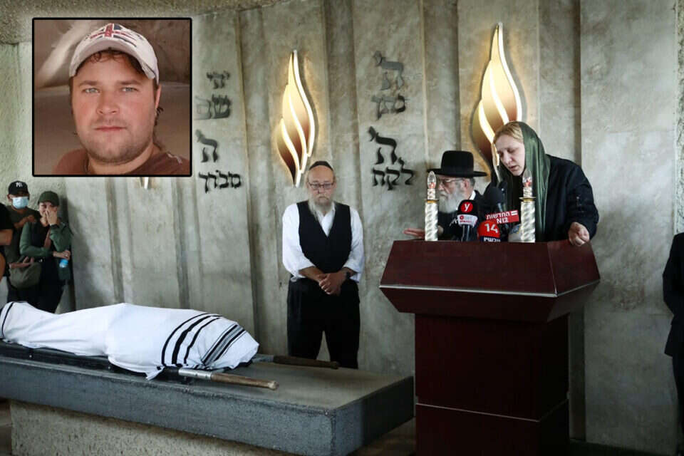 אשתו של מיכאל לדיגין סופדת לו בהלוויתו , גדעון מרקוביץ'