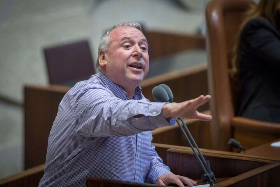 מאוכזב. ח"כ אמסלם במליאה, ארכיון , נעם ריבקין פנטון