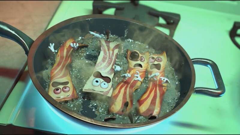 מסיבת נקניקיות: לאכול זה רצח