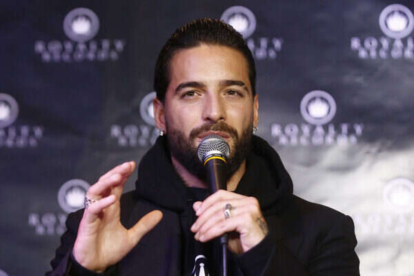 הזמר מאלומה , אי.פי.איי