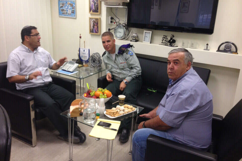 מפגש בין נציג צה"ל נמרוד ארג'ואן וראש רשות השירות הלאומי־אזרחי ג'רבי // מפגש בין נציג צה"ל נמרוד ארג'ואן וראש רשות השירות הלאומי־אזרחי ג'רבי ,