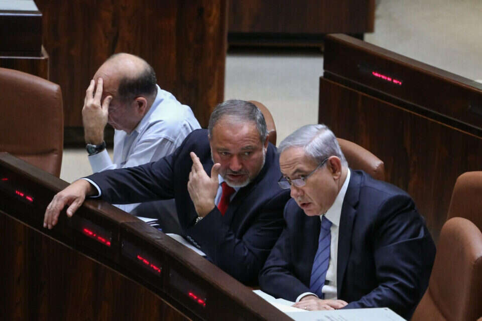 חוזרים למליאה, בלי יעלון // צילום: אורי לנץ (ארכיון) // חוזרים למליאה, בלי יעלון // צילום: אורי לנץ (ארכיון) ,
