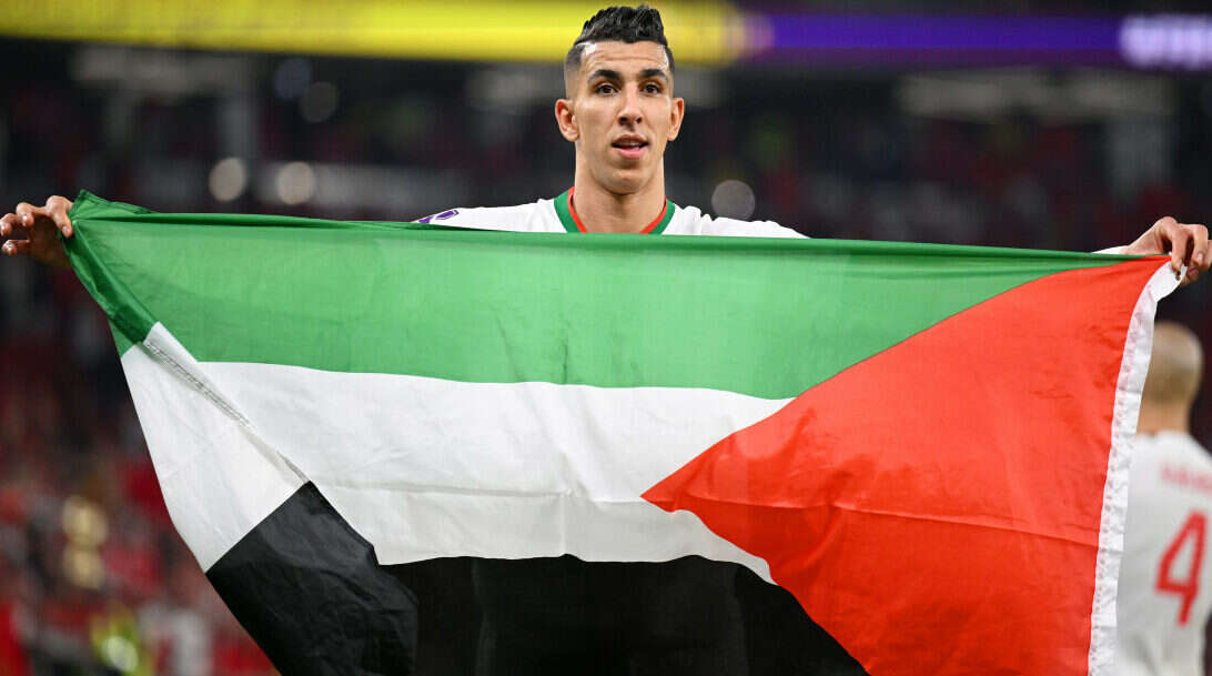 שחקני מרוקו חגגו עם דגלי אש"ף: "עשינו היסטוריה"