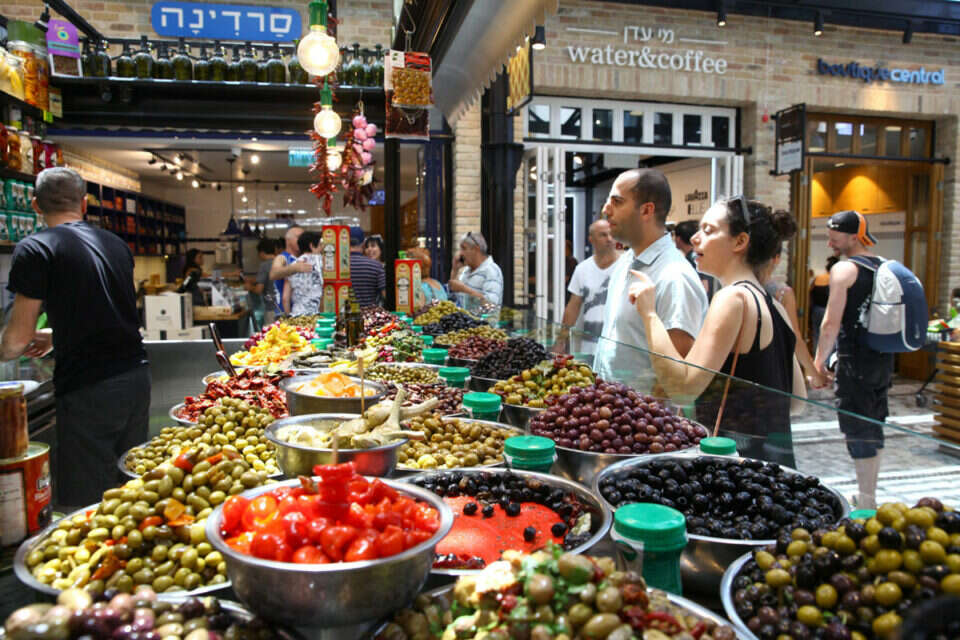 מתחם שרונה מרקט // צילום: לירון אלמוג // מתחם שרונה מרקט ,
