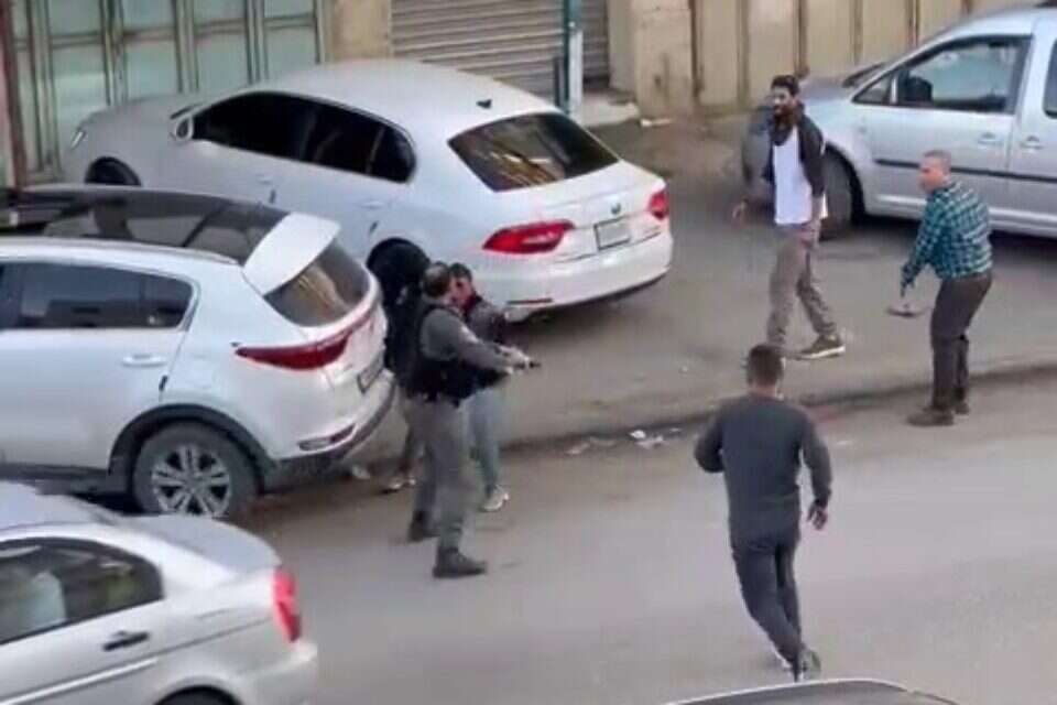 במי השב"כ מתעסק? תיעוד מפיגוע הדקירה בחווארה (ארכיון) , שימוש לפי סעיף 27א' לחוק זכויות יוצרים