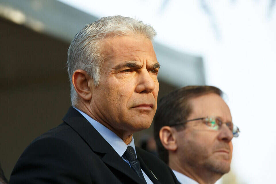 לפיד מגיב לחשיפת "ישראל היום" הסמכויות של הציונות הדתית מסוכנות