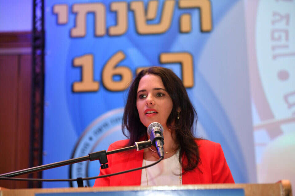 איילת שקד בכנס לשכת עורכי הדין באילת , אתמול // צילום: יהודה בן יתח // איילת שקד בכנס לשכת עורכי הדין באילת , אתמול // צילום: יהודה בן יתח ,