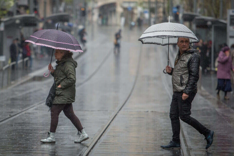 גשם באמצע אפריל // צילום: נועם ריבקין פנטון // גשם באמצע אפריל // צילום: נועם ריבקין פנטון , 