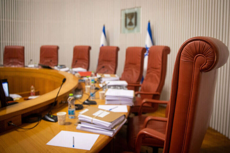 בית המשפט העליון, אילוסטרציה