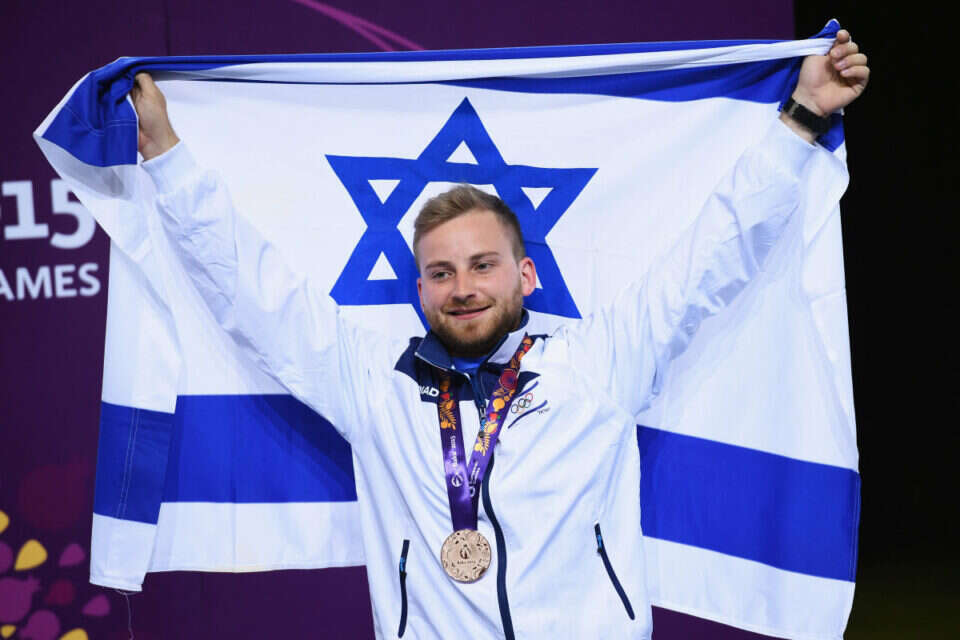 ריכטר עם דגל המדינה , Getty Images