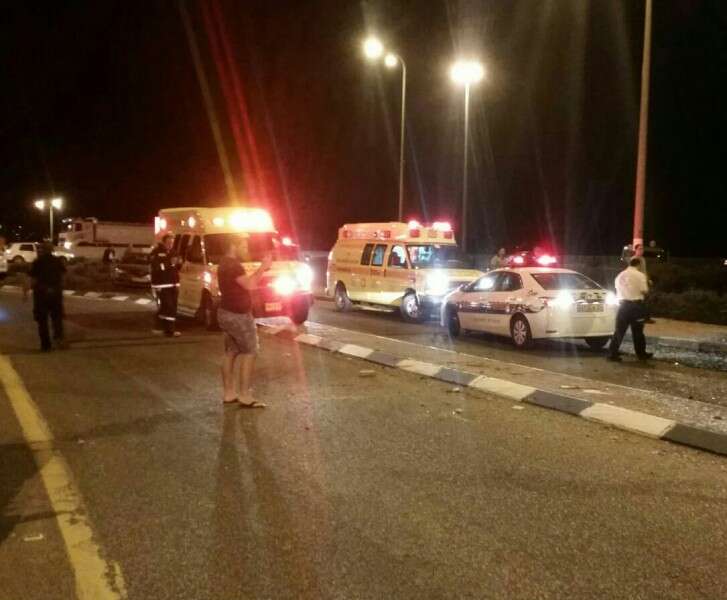 מקום התהפכות האוטובוס // צילום: איחוד הצלה
