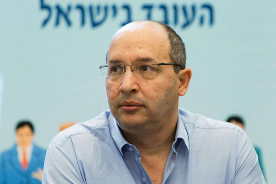 איום השביתה חוזר. אבי ניסנקורן, יו"ר ההסתדרות // צילום: דודי ועקנין // איום השביתה חוזר. אבי ניסנקורן, יו"ר ההסתדרות , 