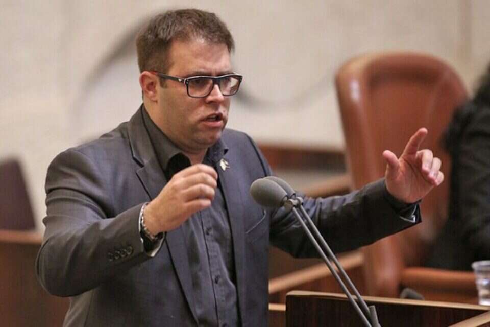 "משנכנס אדר מרבין בשמחה". אורן חזן (ארכיון) // צילום: נעם רבקין פנטון // "משנכנס אדר מרבין בשמחה". אורן חזן (ארכיון) ,