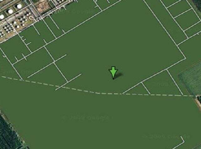 בתי הזיקוק של שזחלומבאטה, הונגריה // צילום: google earth