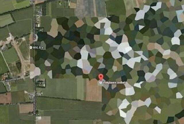 ראשי נפץ גרעיניים? בסיס חיל האוויר וולקל, הולנד // צילום: google earth