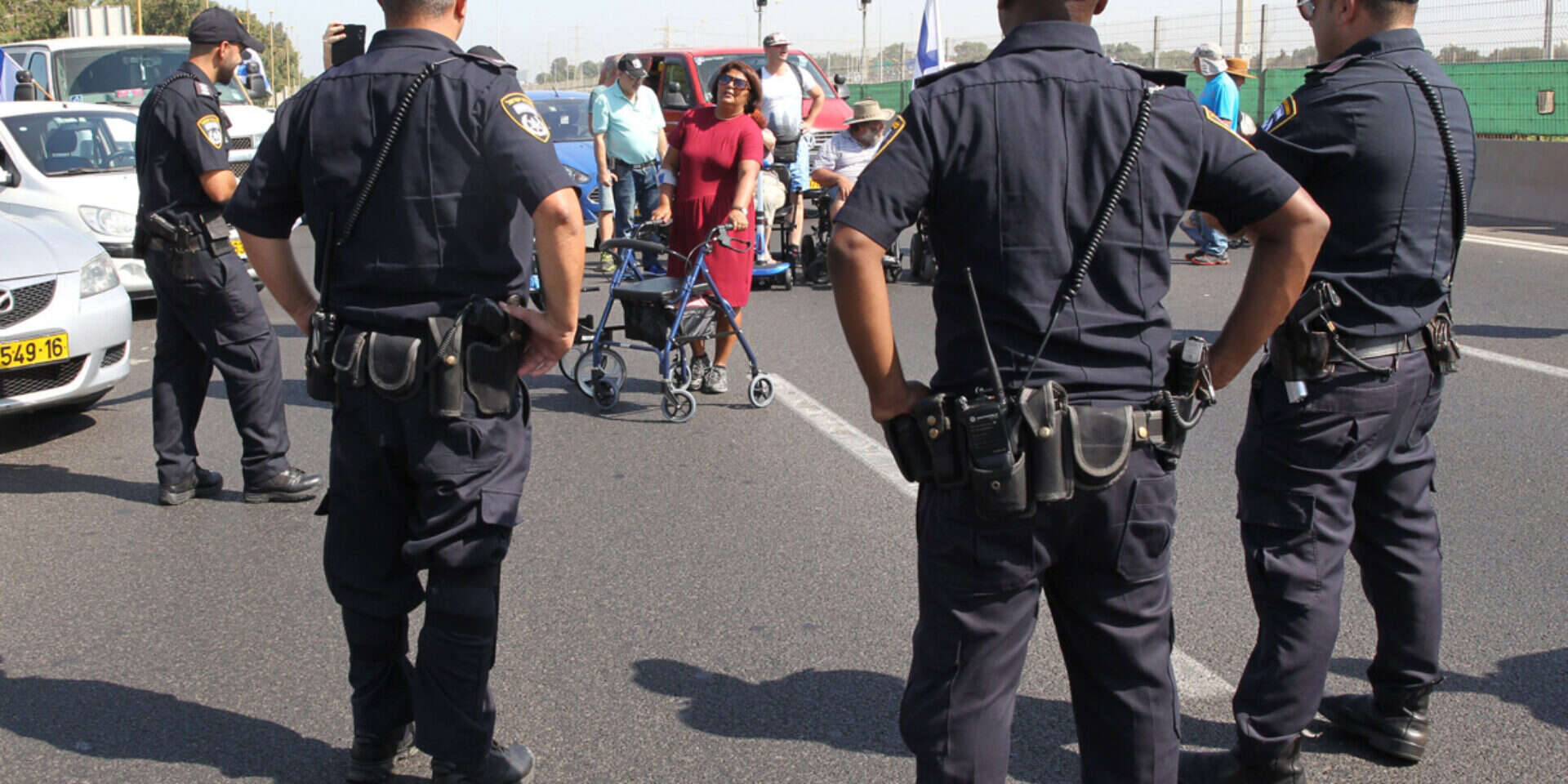 שוטרים צעירים עוזבים אחרי תקופה קצרה