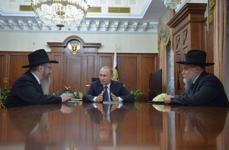 "יותר יהודים לעזוב את צרפת מאשר את אירופה". פוטין וקנטור בפגישתם אמש (ג') // צילום: אי.פי.איי