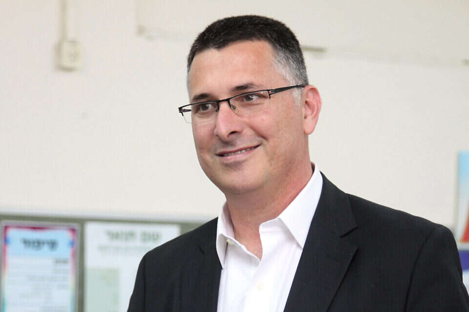 התנגד להקדמת הבחירות. סער // צילום: גדעון מרקוביץ // התנגד להקדמת הבחירות. סער ,