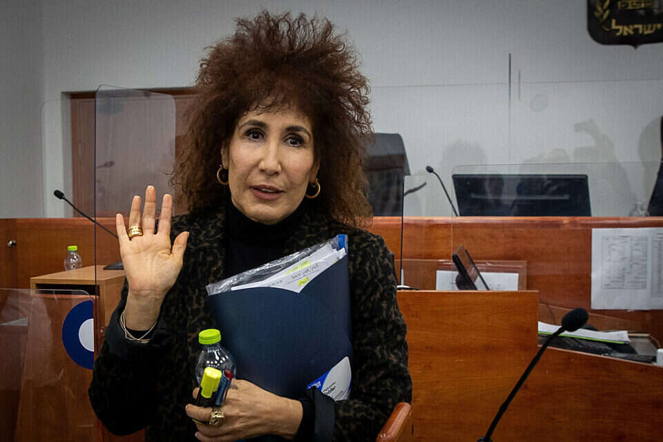 ד"ר יפעת בן חי-שגב בבית המשפט